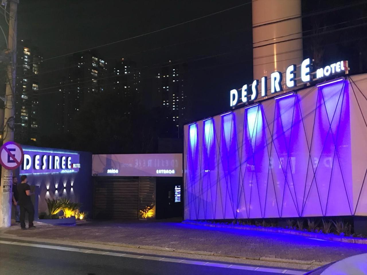 Love hotel Desiree *