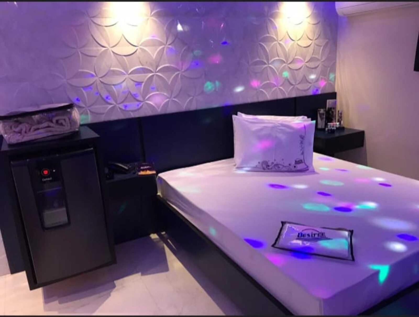 Desiree Love hotel
